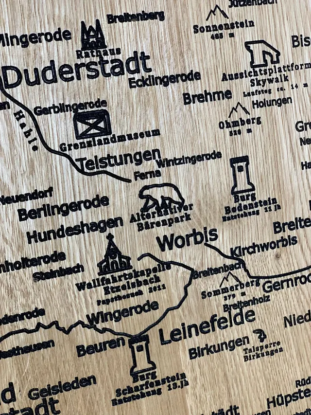 Eichsfeld-Landkarte mit Standfuß aus Eiche